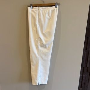 St. John White Capri Pants